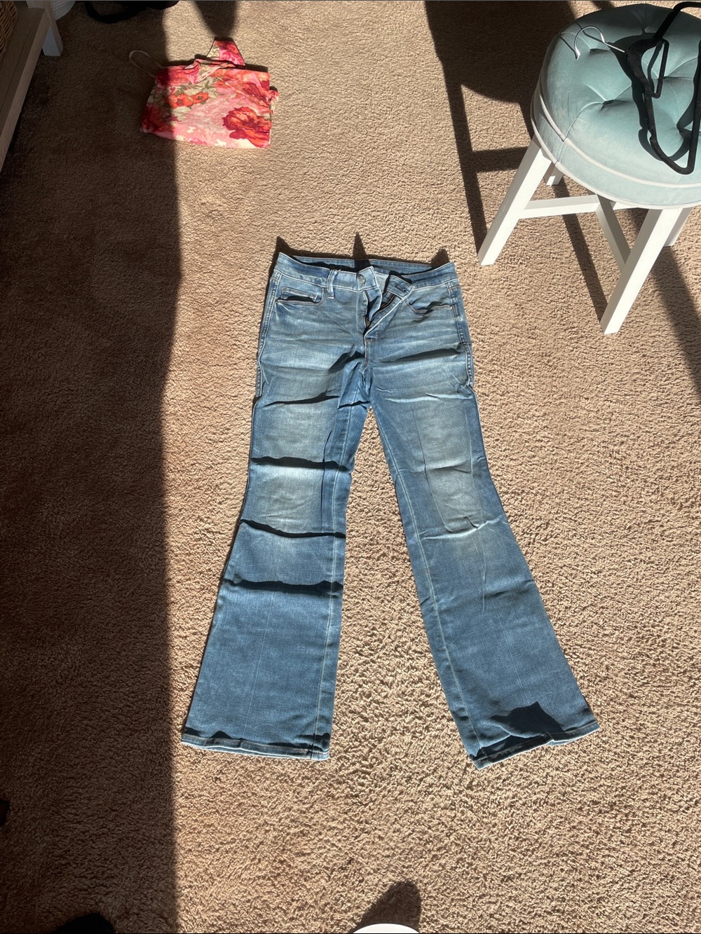 White House Black Market Blue Bootcut (6 short) - Classic Denim